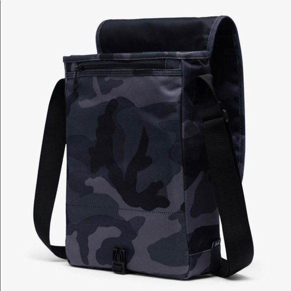 Hershel Supply Co Lane Cross body Night camo. - Picture 6 of 16
